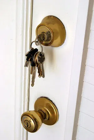 Warwick Local Locksmith Warwick, RI 401-424-9498 Warwick Local Locksmith Warwick, RI 401-424-9498 - zip-01